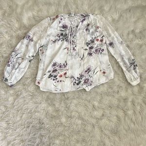 White House Black Market Blouse Size 14P.